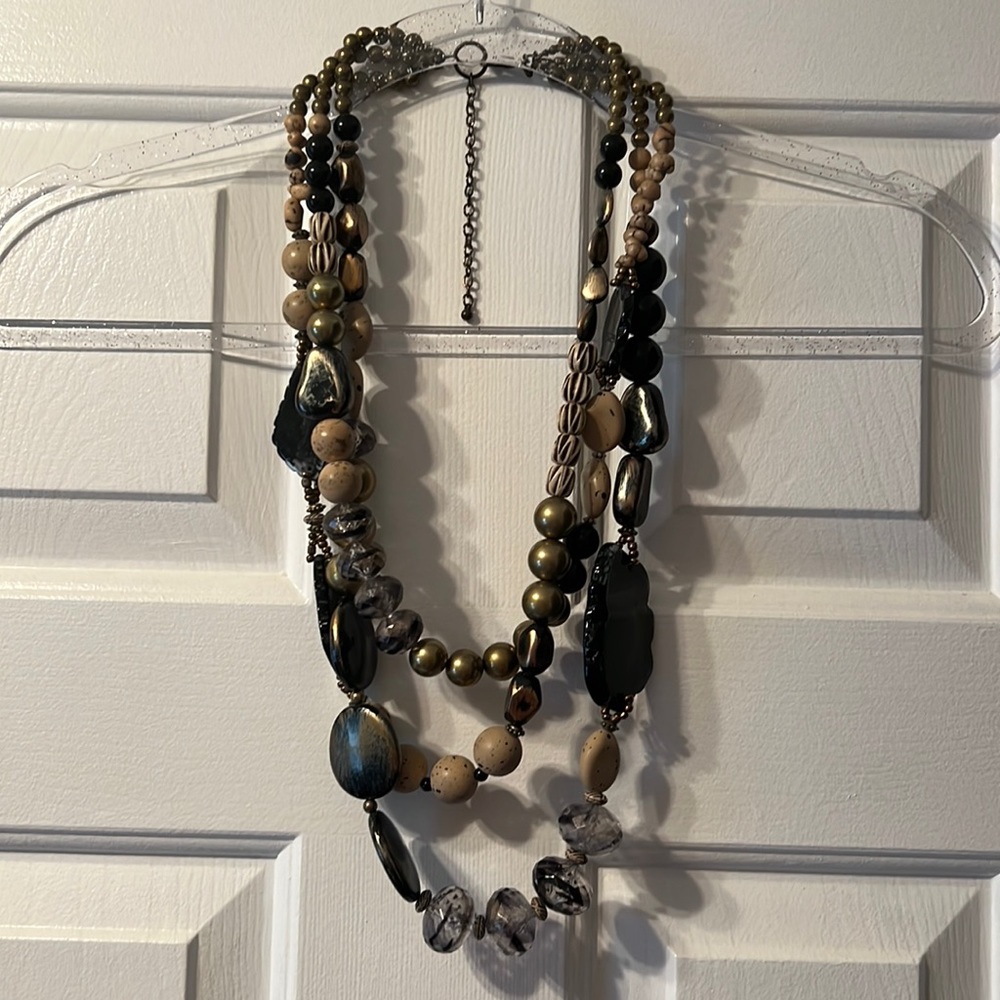 Chico’s Beaded Statement Necklace ✨